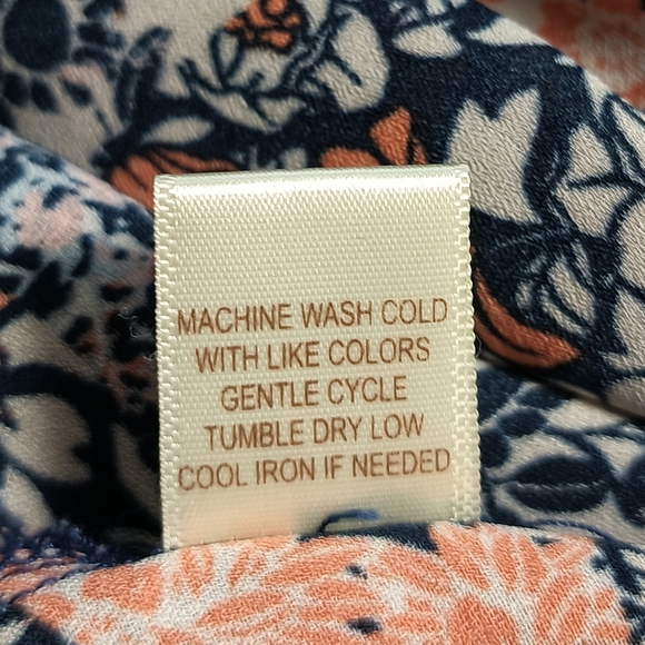 Floral Cover Up / Size 2X - Picture 2 of 7